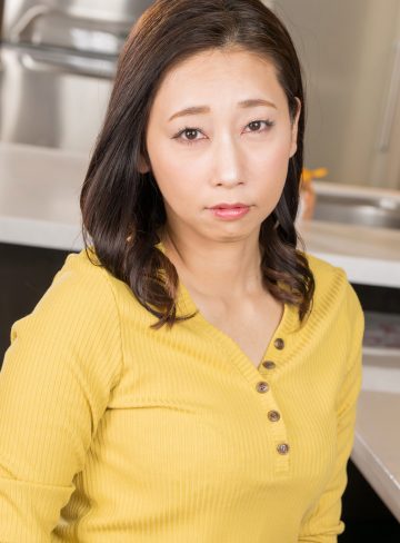 【本編フル】郁美【素人熟女図鑑】